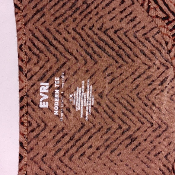 Women's Plus Size Shirt - Picture 3 of 3